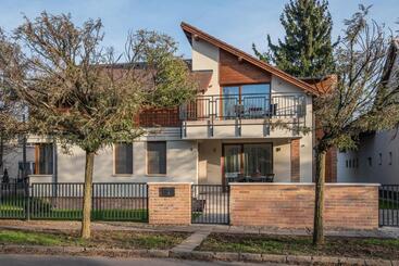 Hídfő Apartman Nyugalom Szigetei