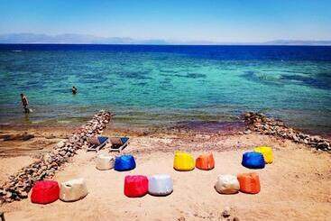 هتل Diamond Dahab House