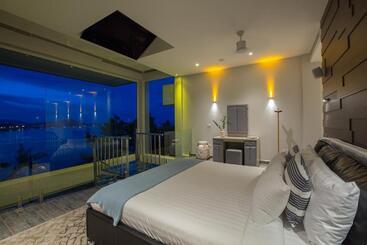 هتل Panoramic Duplex Studio