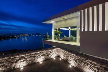 هتل Panoramic Duplex Studio