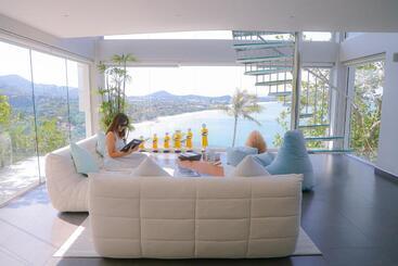 هتل Panoramic Duplex Studio