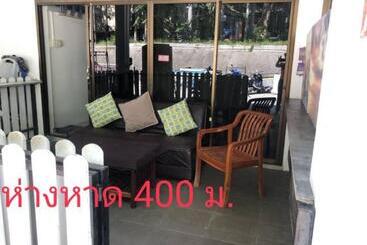 استراحتگاه Buddies Loft Samet