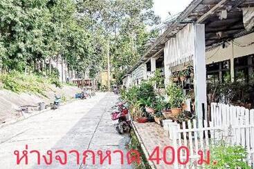 استراحتگاه Buddies Loft Samet