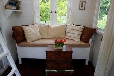 آپارتمانهای توریستها Samadhi Sunrise Temple Villa