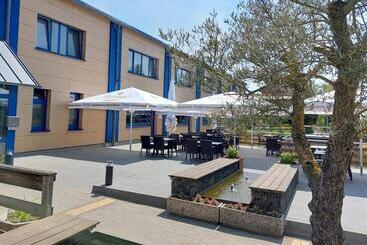Sporthotel Neuruppin   Apartmenthaus Mit Ferienwohnungen