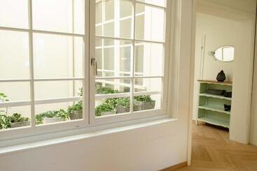 Familienwohnung Im Herzen Von Bern Mit Pool Und Sauna
