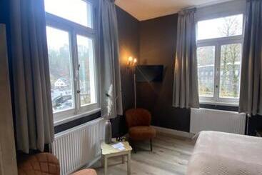 Villa Burgau B&b