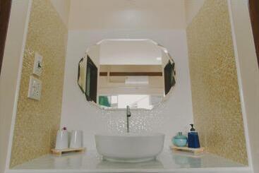 تختخواب و صبحانه Boutique Family Room Phitsanulok