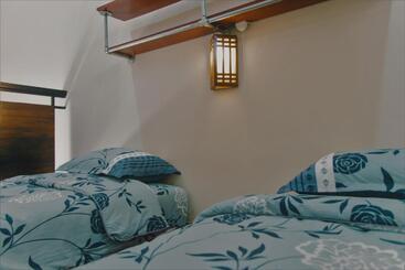 تختخواب و صبحانه Boutique Family Room Phitsanulok