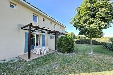 Casa De Provence