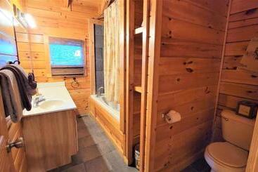 Hanky Panky 1 Bedroom On The River Pet Friendly With Fee Free Activity Tickets!