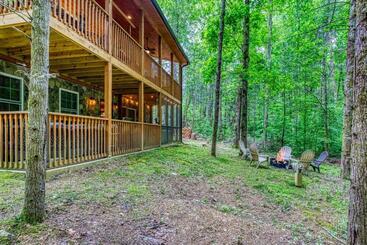 Hidden Cove Cabin