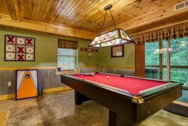 Hidden Cove Cabin