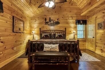 Hidden Cove Cabin