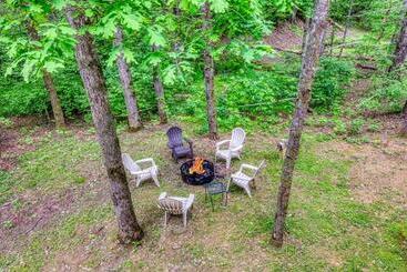 Hidden Cove Cabin