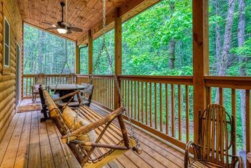 Hidden Cove Cabin