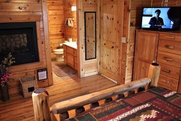 Mountain Joy  Private Treehouse Style Cabin That Sleeps 4 Free Tickets