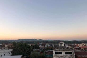 펜션 บ้านพรศรี Homestay