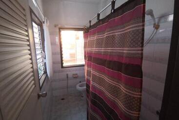 펜션 บ้านพรศรี Homestay