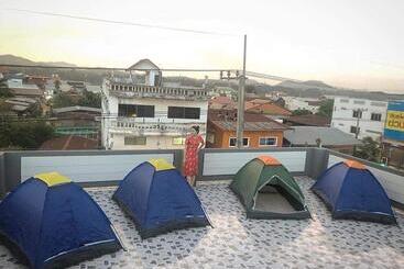펜션 บ้านพรศรี Homestay