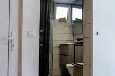 Perfect Stay 2