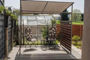 Perfect Stay 2