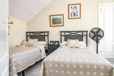 Spacious 2 Bedroom Apartment In Puerto Banus With A Private Terrace And Mountain Views
