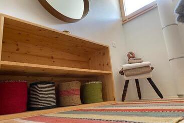 Verbier Sunny Apt, Fabulous View & Balcony, Sleeps 8