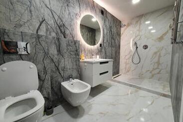 2 Bedrooms Apartment In City Center šiauliai