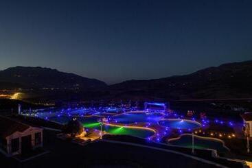 استراحتگاه El Cortijo & Spa