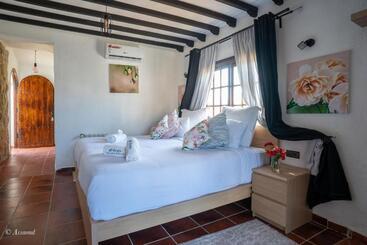 استراحتگاه El Cortijo & Spa