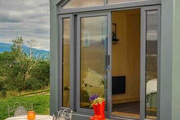 Oaklane Glamping Cabins