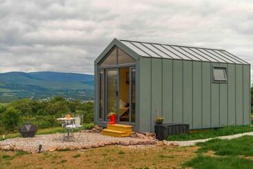 Oaklane Glamping Cabins