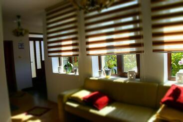 פנסיון Casa Smeilor Horezu