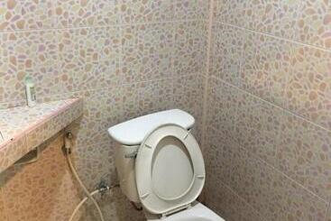 پانسیون P Un House