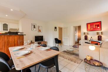 The Parc Des Raisses   T2 For 4 People