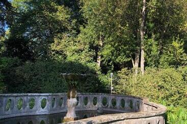 Tuscia Castle Apartments
