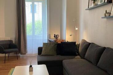 Appartement Avec Place De Parking Et Box Vélos