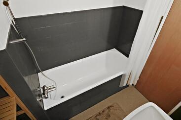 Nouveau Studio Avec Vue Imprenable Sur La Vallée