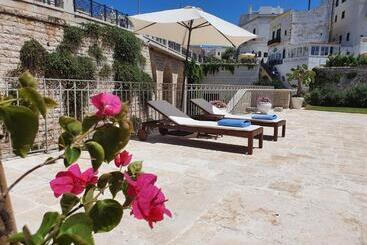 پانسیون Lamanna Summer House