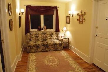 پانسیون Lionheart Guest House