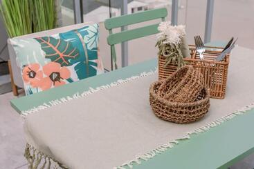 آپارتمانهای توریستها Stunning Studio With Sea View On Top Location In Knokke Heist