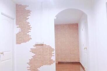 Zleepinezz Hostel