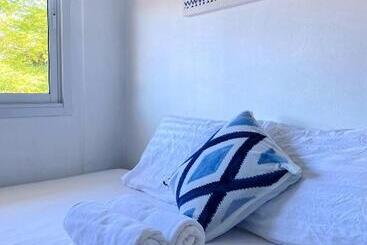 Zleepinezz Hostel