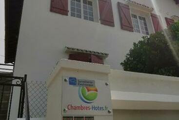 تختخواب و صبحانه Chambres D Hôtes Hor Dago Près De La Gare D Hendaye Avec Le Petit Déjeuner