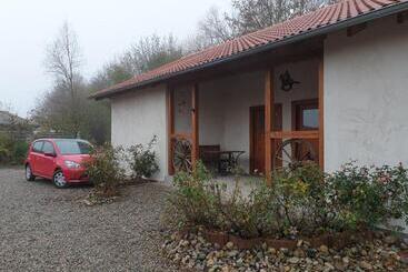 تختخواب و صبحانه Chrom Ranch Reiterhof