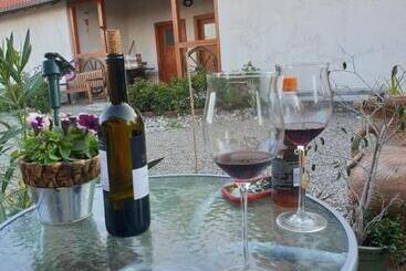 تختخواب و صبحانه Chrom Ranch Reiterhof