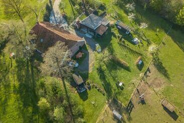 Bed and Breakfast Pipowagen Lidewei Groningen Westerwolde Unieke Ligging Met Eigen Tuin En Vrij Uitzicht Over Veld Naa