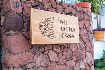 هتل Mi Otra Casa