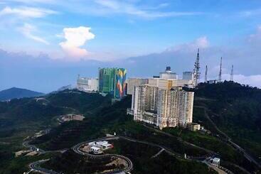 هتل Sky D Mont Suites